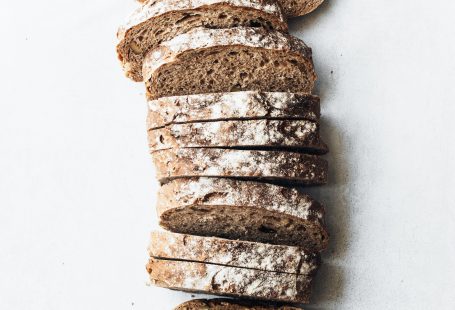 sliced brown bread